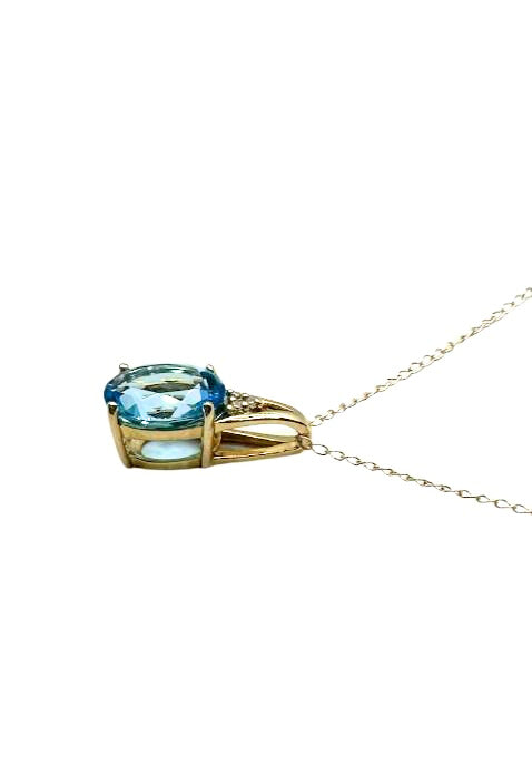 COLLAR DE PIEDRA DE TOPACIO AZUL