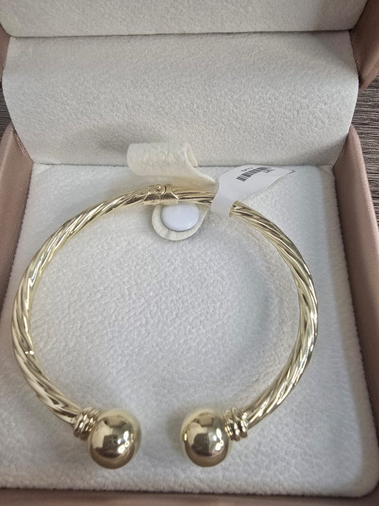 Rigid Bracelet